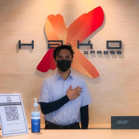 Отель Hako Xpress Tmn Skudai Baru Экстерьер фото